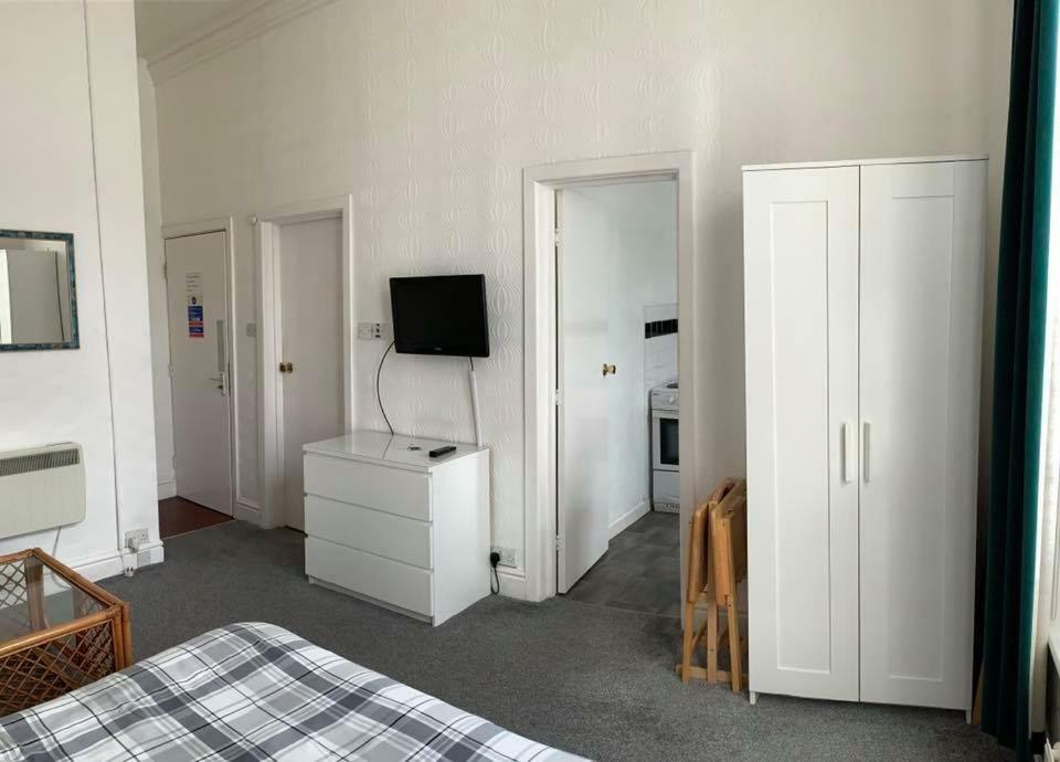 Beeton Villas Holiday Apartments Blackpool Exterior foto