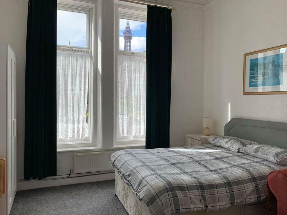 Beeton Villas Holiday Apartments Blackpool Exterior foto