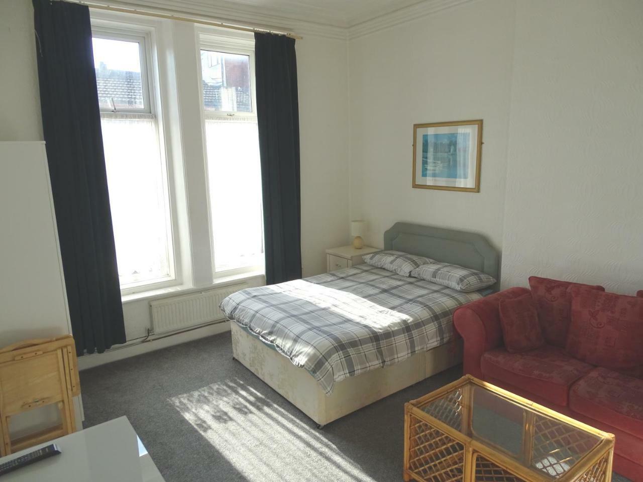 Beeton Villas Holiday Apartments Blackpool Exterior foto
