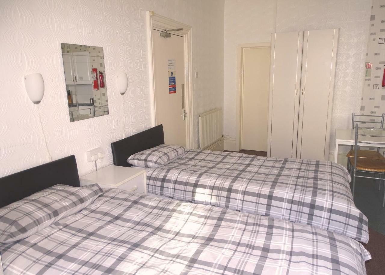 Beeton Villas Holiday Apartments Blackpool Exterior foto